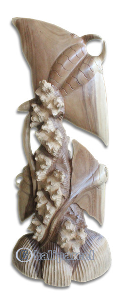 Handcarved Wooden 3 Manta Ray, Made From Suar Wood Natural Polished