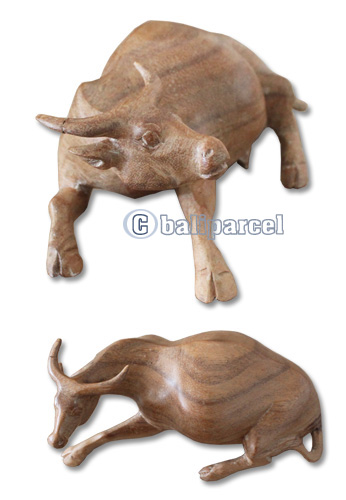 Wooden Bull, Hand Carved From Suar Wood With Natural Polished