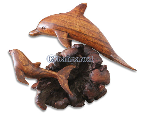 Wooden 2 Dolphin With Parasite Wood Hand Made From Hibiscus Wood
