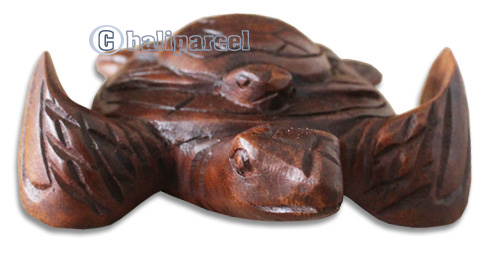 Wooden Turtle With Baby Carving, Hand Carved From Hibiscus Wood