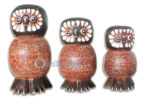 Wooden Owl Set Of 3, Hand Carved From Albesia Wood