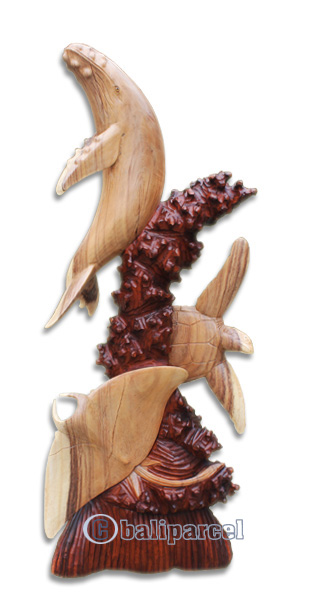 Wooden Whale, Turtle And Manta Ray Hand Carved From Suar Wood