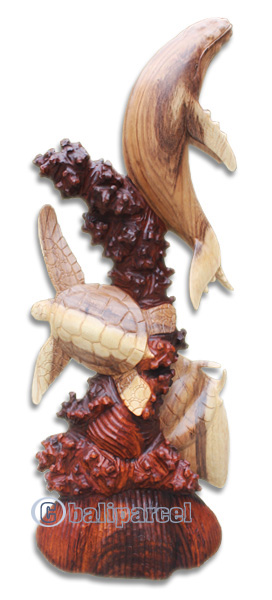 Wooden Whale, Turtle And Manta Ray Hand Carved From Suar Wood