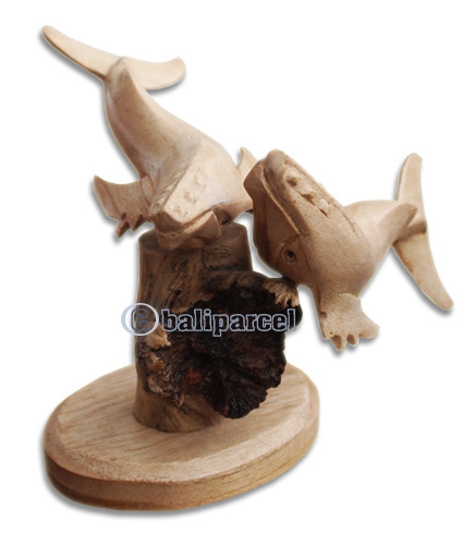 Wooden 2 Whale With Parasite Wood