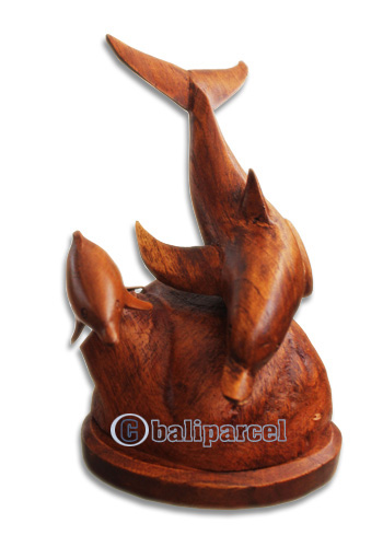 Wooden 2 Dolphins With Parasite Wood