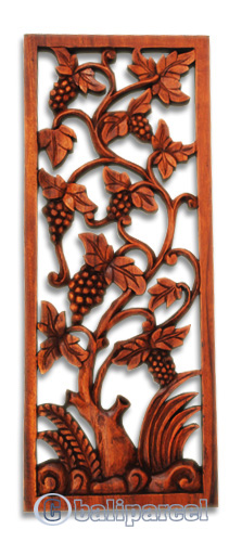 Wooden Grapes Wallhanging, Hand Carved From Suar Wood With Brown Polished