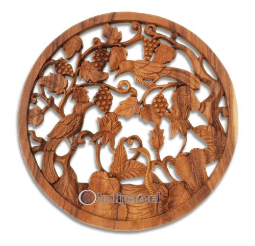 Wooden Grapes With Bird Wallhanging, Hand Carved From Suar Wood With Natural Polished