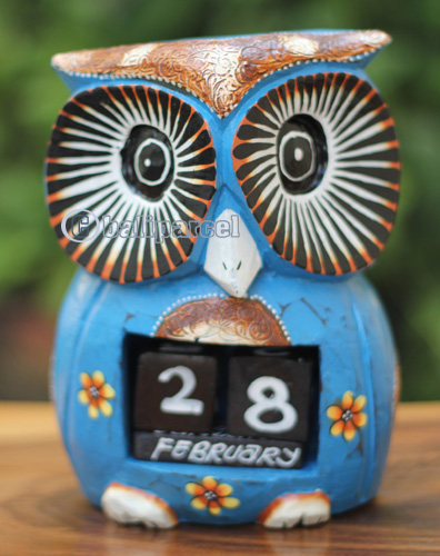 Wooden Calendar With Owl, Hadmade From Albesia Wood