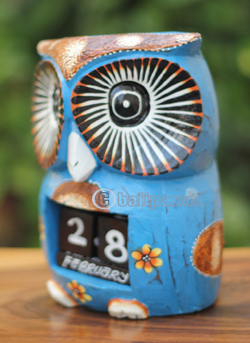 Wooden Calendar With Owl, Hadmade From Albesia Wood