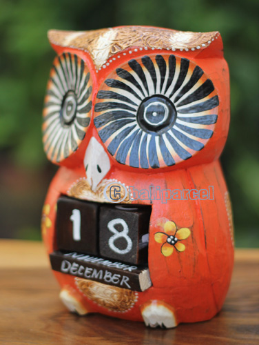 Wooden Calendar With Owl, Hadmade From Albesia Wood