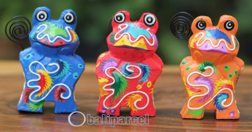 Wooden Set Of 3 Frog With Painted, Handcarved From Albesia Wood