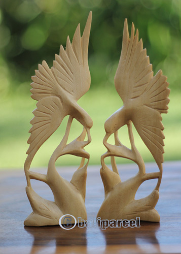 Wooden Set Of 2 Bird Handcarved From Crocodile Wood