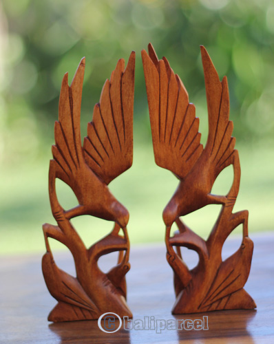 Wooden Set Of 2 Bird Handcarved From Crocodile Wood