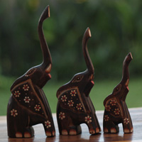 Wooden Elephant Set Of 3, Handcarved From Albesia Wood