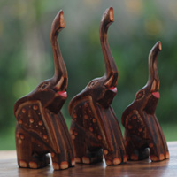 Wooden Elephant Set Of 3, Handcarved From Albesia Wood