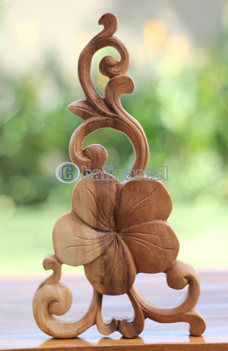 Wooden Wallhanging Cambodia Flower, Handmade From Suar Wood With Natural Polished