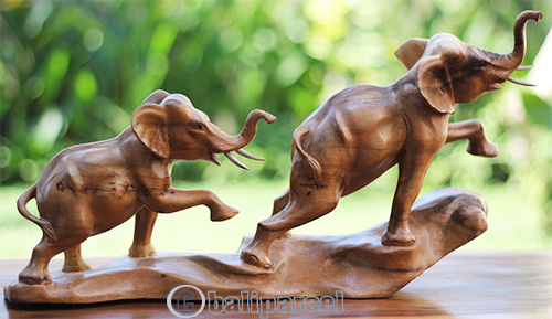 Wooden 2 Elephant, Handcarved From Suar Wood