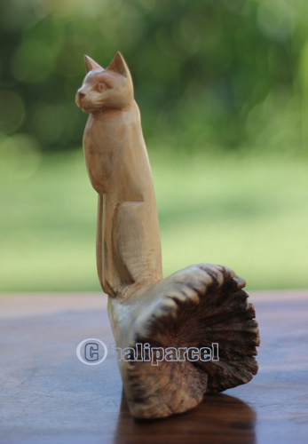 Wooden Cat With Parasite Wood