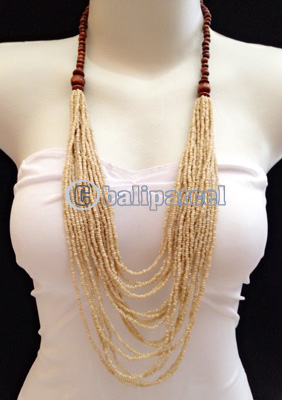 Necklaces Made From Bead Layer With Wood