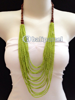Necklaces Made From Bead Layer With Wood