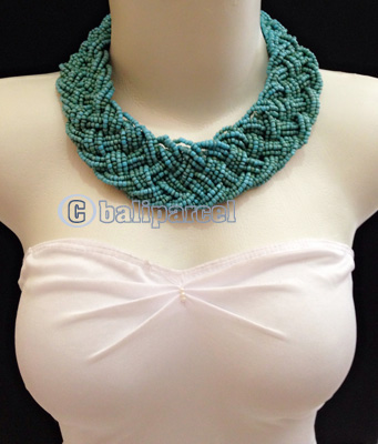 Necklaces Handmade From Bead Short Kepang