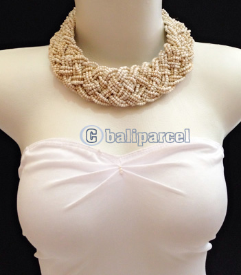 Necklaces Handmade From Bead Short Kepang