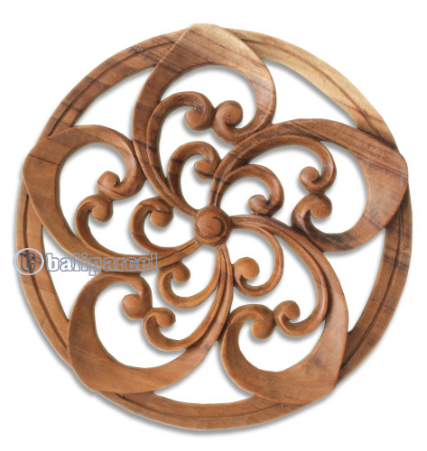 Wooden Wallhanging, Handmade From Suar Wood With Natural Polished