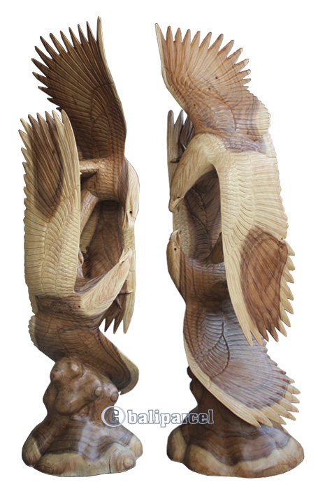 Wooden 2 Eagle, Handmade From Suar Wood With Natural Polished