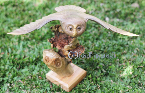 Wooden Owl, Handmade From Waru Wood