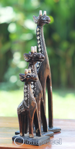 Wooden Giraffe Set Of 3, Hand Carved From Albesia Wood