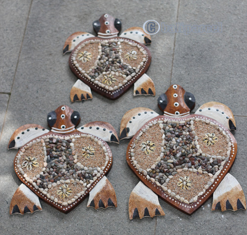 Wooden Turtle Set Of 3 With Painted, Handmade From Albesia Wood Inlaid With Sandstone