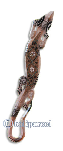 Singel Gecko Wall Plaque, Handcarved From Albesia Wood Inlaid With Sand Stone