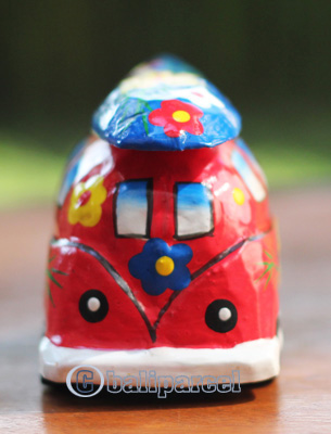Wooden Miniatur Car With Painted, Handmade From Albesia Wood 