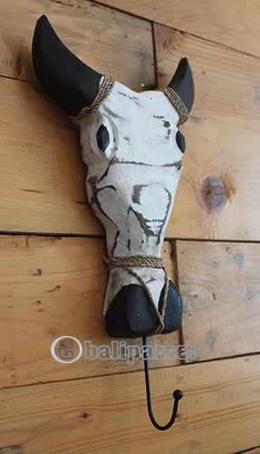 Woodn Tiki Wallhanging With Hanger, Handmade From Albesia Wood
