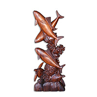 Wooden 3 Tuna With 2 Turtle, Handcarved From Suar Wood