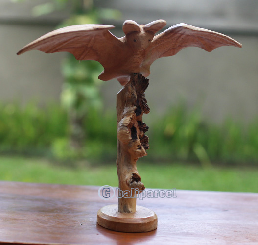 Wooden Bat With Parasite Stand Wood