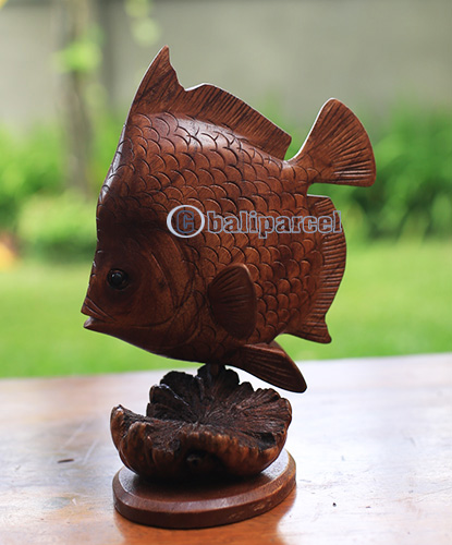 Wooden Fish With Parasite Wood