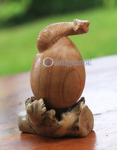 Wooden Snake With Parasite Wood