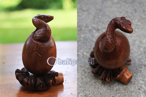 Wooden Snake With Parasite Wood