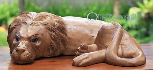 Wooden Lion, Hand Made From Suar Wood With Natural Polished