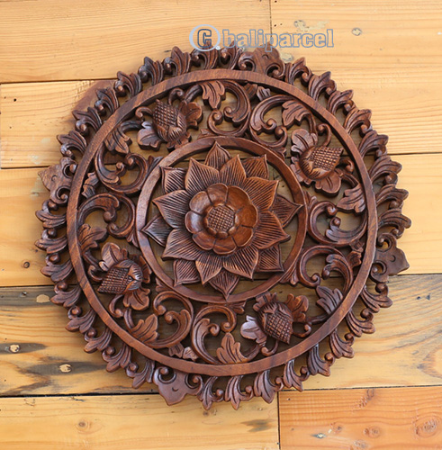 Wooden Wallhanging Sun Flower, Handmade From Suar Wood With Brown Polished