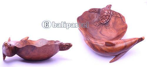 Wooden Combinasi Turtle And Dolphins, Handmade From Suar Wood