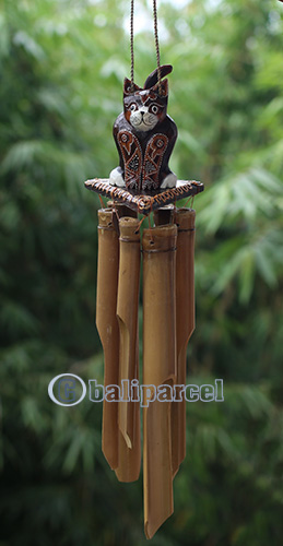 Bamboo Windchime With Cat Painted, Natural Bamboo