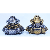 Resin Frog,  Untique Silver And Gold