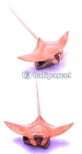 Wooden Manta Ray With Parasite Handcarved From Suar Wood