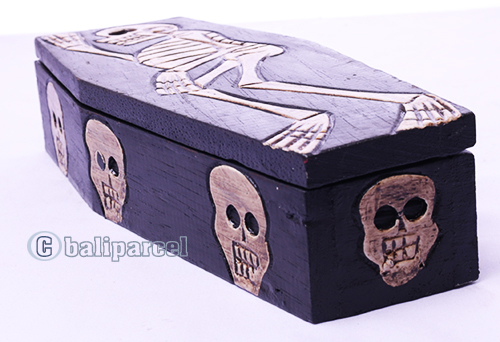 Box Skull, Handmade From Albesia Wood