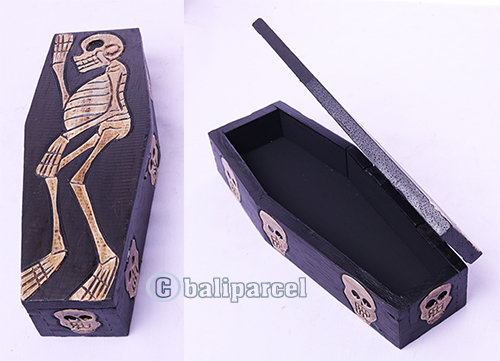 Box Skull, Handmade From Albesia Wood