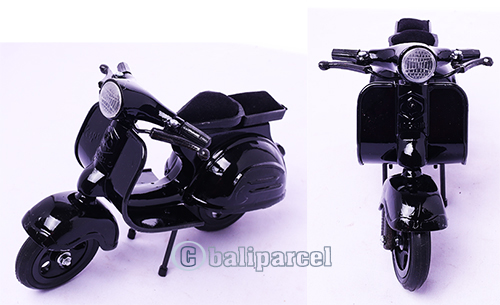 Miniatur Motor Cycle, Hand Made From Metal