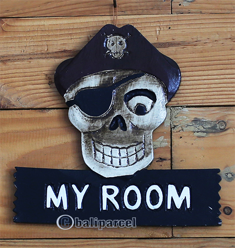 Pirate Skull, Handmade From Albesia Wood