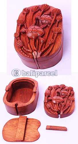Wooden Box With Turtle, Hand Made From Suar Wood